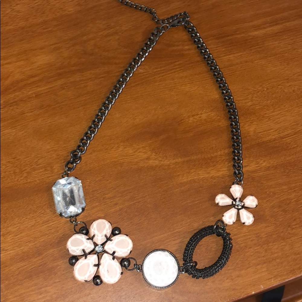 Pretty necklace